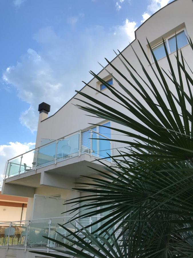 الشقق الفندقية ريبوسْتوفي  Path House - Etna & Sea View المظهر الخارجي الصورة